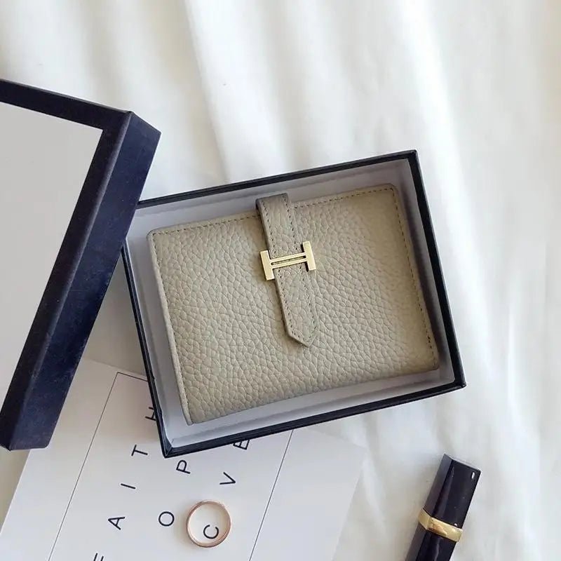 Chic Drawstring Wallet: High-Quality leather Elegance - Image 6
